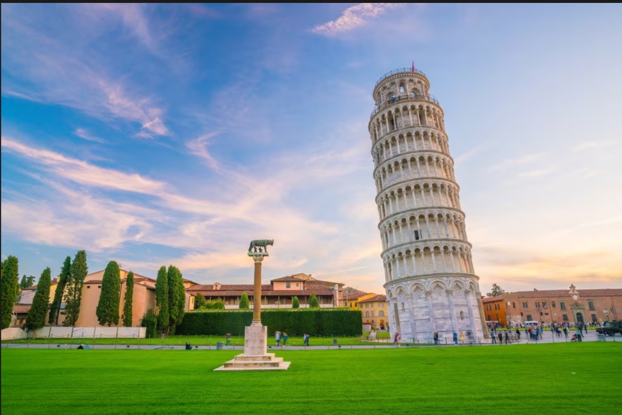 Leaning Tower of Pisa, Italy